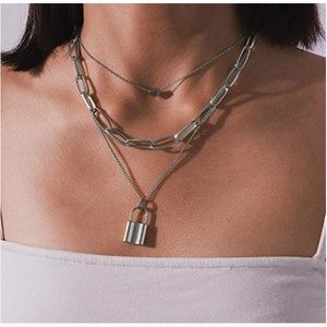Silver layered necklace
